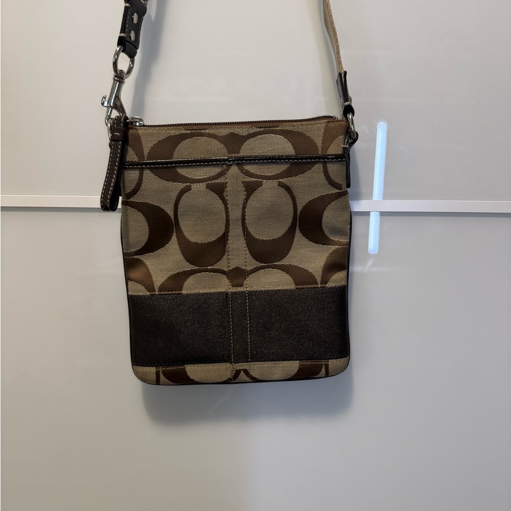 Vintage Y2K Coach Signature Canvas Crossbody Bag - Picture 2 of 7